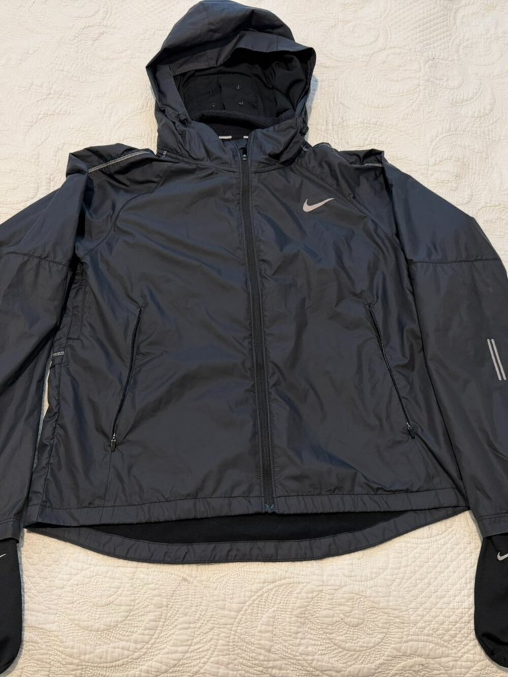 Nike Shield Hooded Running Jacket S Black Mitten Cuffs